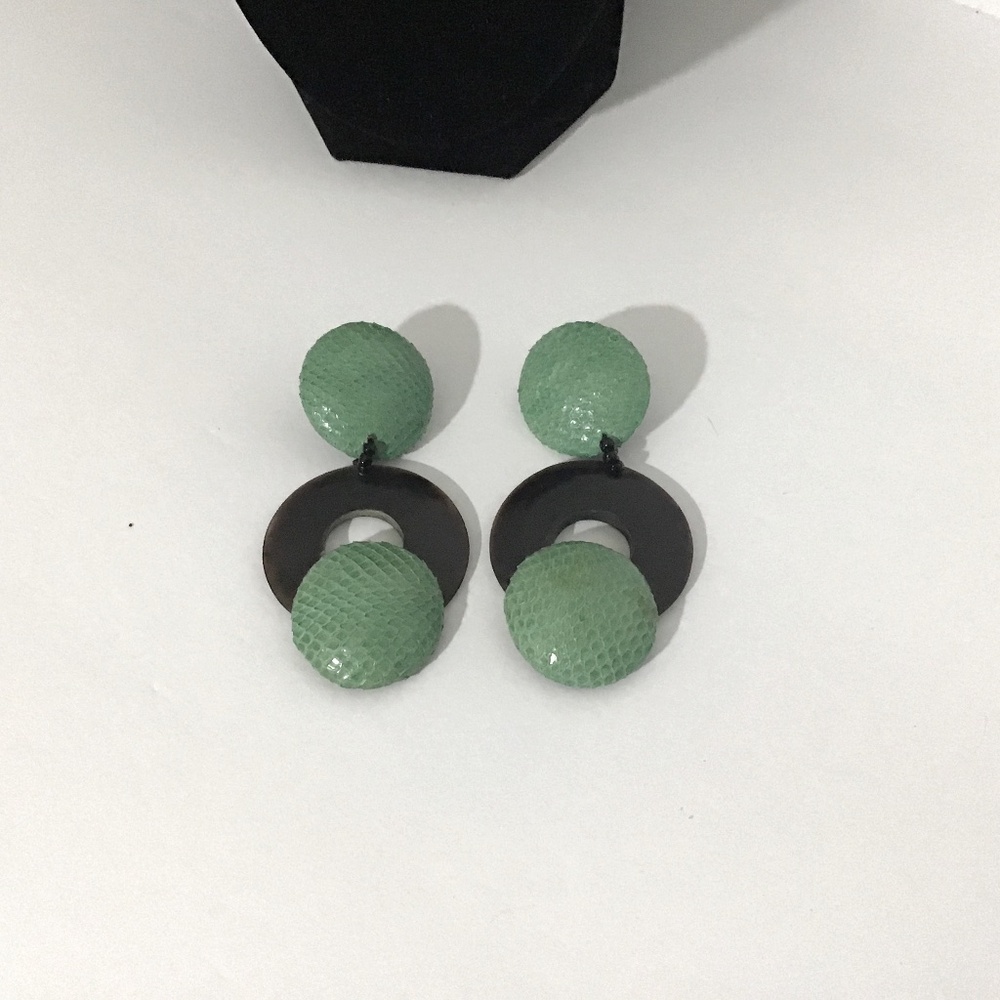 Vintage 3- Tier Lizard Accent Drop Earrings